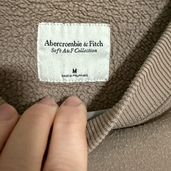 Abercrombie & Fitch Brown Crewneck Sweater - Picture 2 of 2